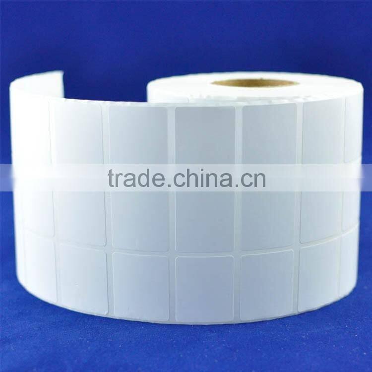 Cheap price customized packaging label sticker in roll