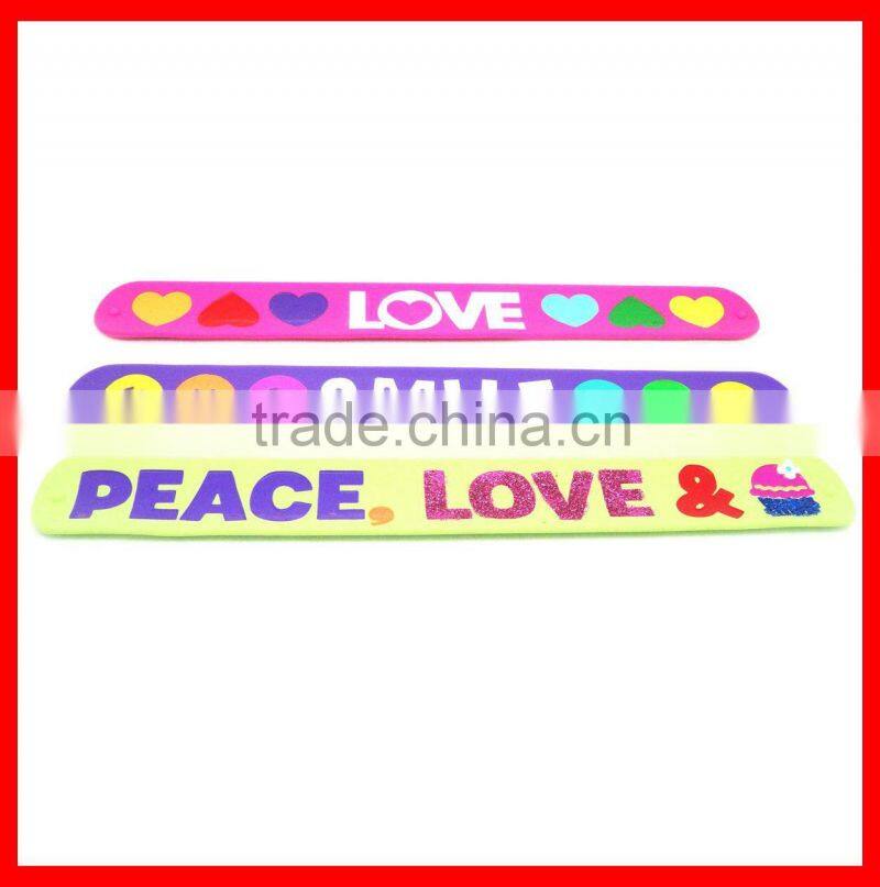 Charm bracelet Fashion silicon bracelet Promotional silicone wristband