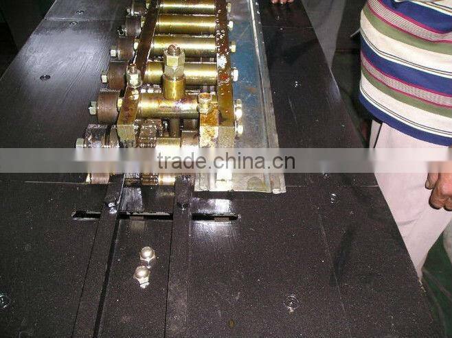 Flange duct machine ,Metal Sheet TDF Air Duct Flange Making Machine Manufacturer