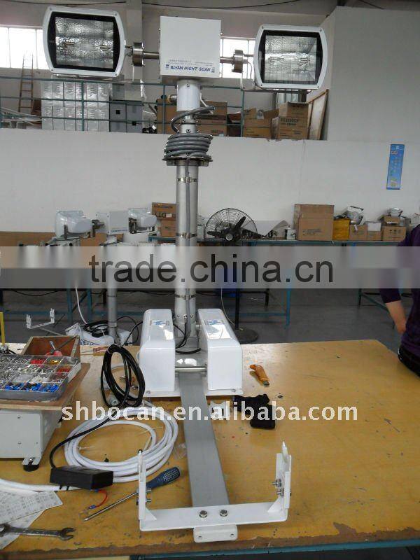 Roof-mounted light tower with camera/telescoping light mast/vehicle mounted light tower