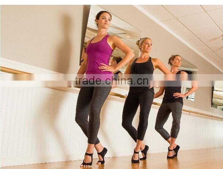 Non-slip yoga massage five fingers socks environmental particles wear cotton antibacterial yoga socks wholesale