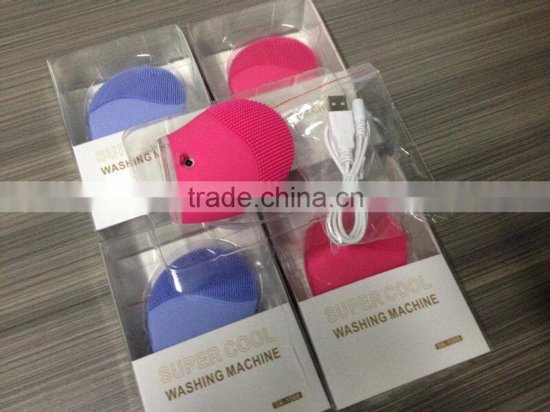 Home use Improve skin tone and texture portable face care washing device