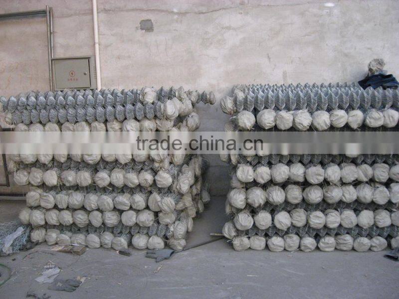 PVC coated or galvanized rhombic wire mesh diamond wire mesh chain link fence rolls