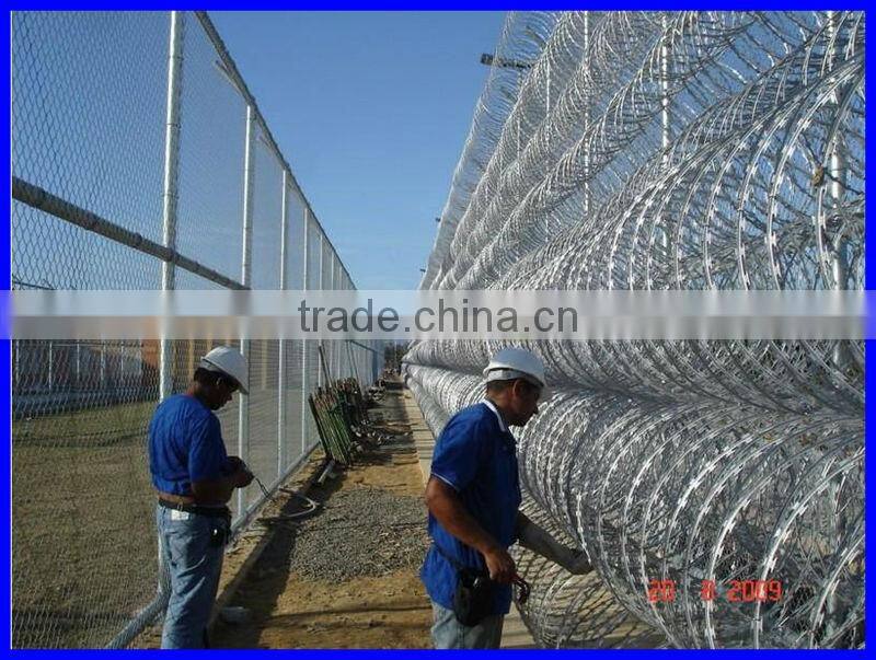 Anping Factory Good Quality Hot Dipped Galvanized Or Stainless Steel High Security Anti-Climb Razor Barbed Wire