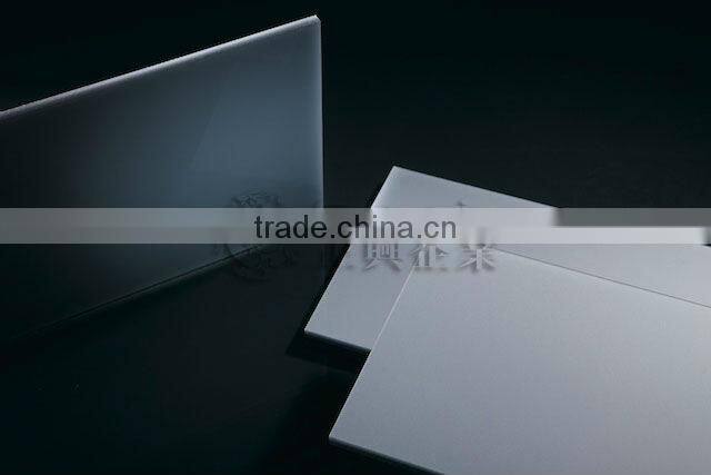 Advertising polycarbonate sheet light diffusion