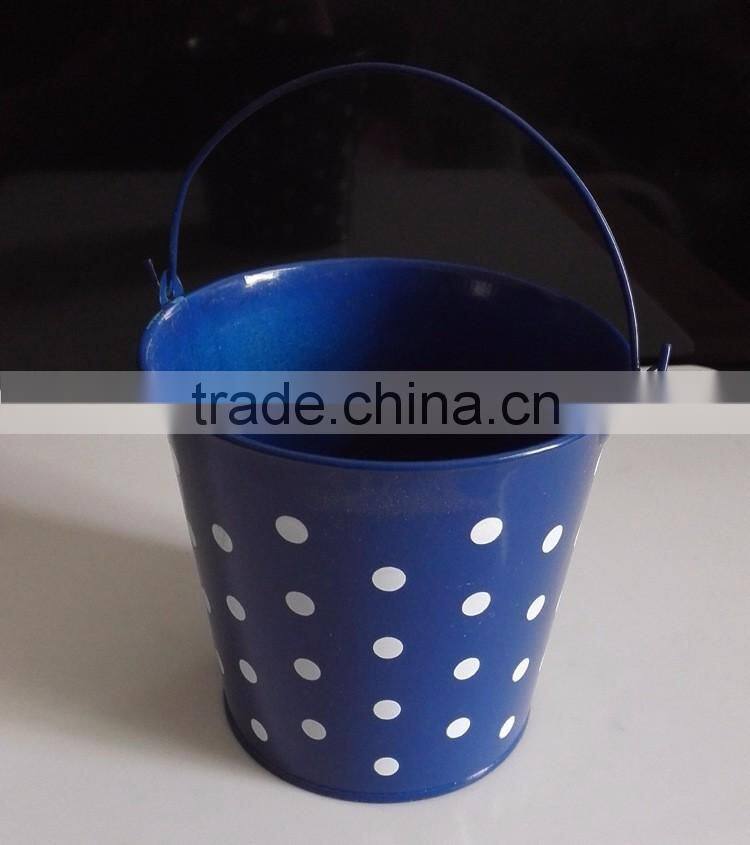 factory green decorative metal bucket with polka dots in china