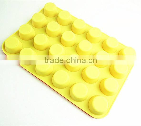 10112 24pcs CUPS Shape Silicone Cake Mold