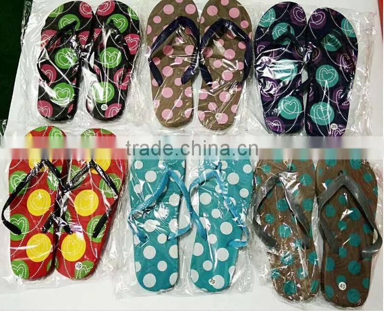 GZY large number of wholesale flip-flops stock
