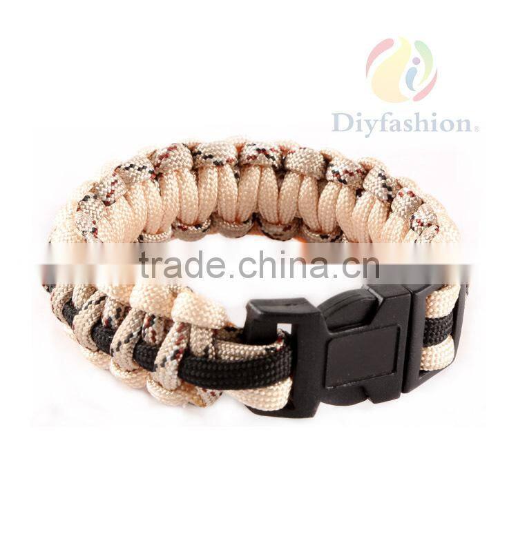 2017Hot Fashion Survival Paracord Weaves With Adjustable PC-6008-1