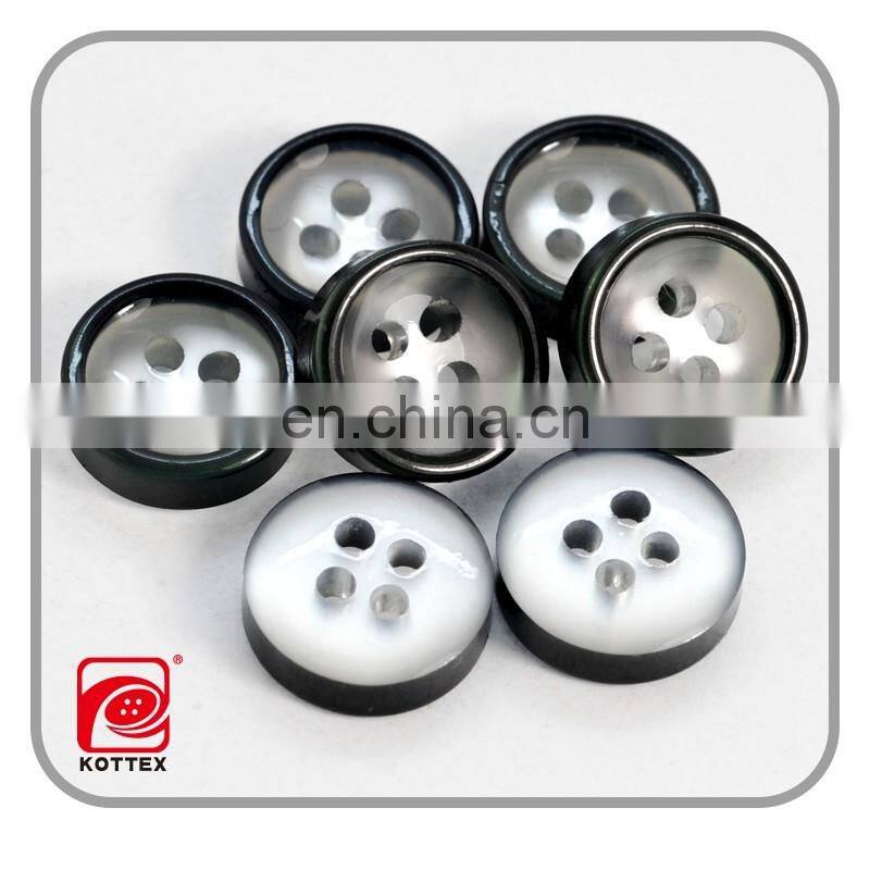 18L 20L Classic Pearl Resin/Ployester Shirt Button Has White, Yellow And Blue Color