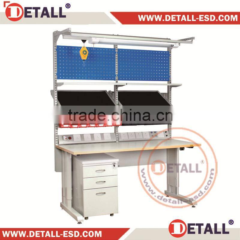 Adjustable lab work desk from professional manufacture (Detall)