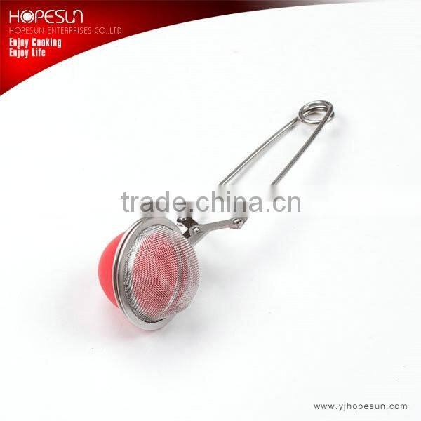Ball shaped stainless steel tea strainer with push handle