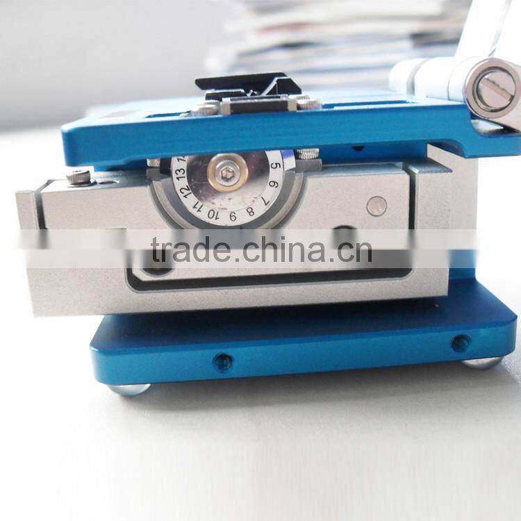 high precision used in FTTH tool kit optical fiber cleaver