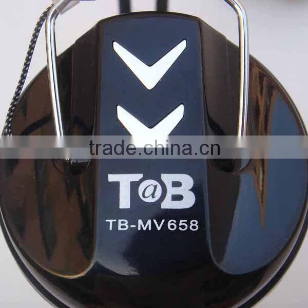 2014 new Strong bass Computer Laptop Studio Mp3 Mp4 headsets with mic and volume control