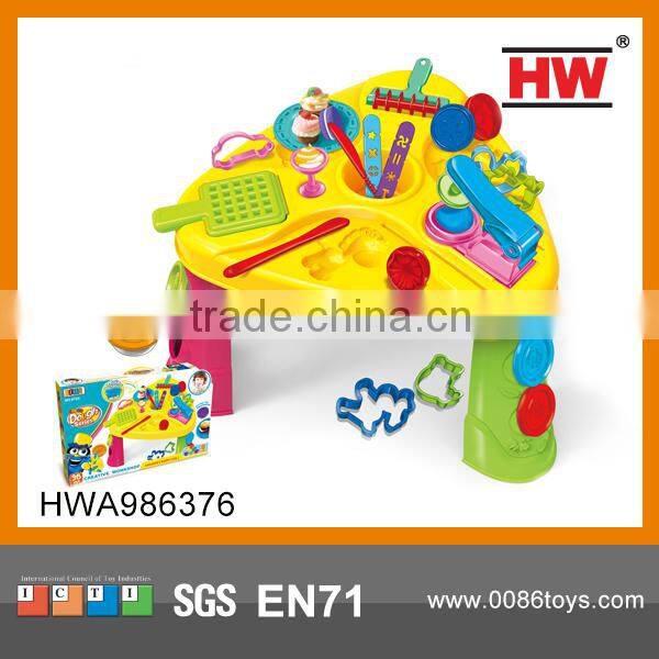 9.5CM On The Solid Color Naughty Wind Pp Pig Toys