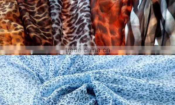 Factory direct sales 75D Polyester print chiffon fabric for ladys blouses and dresses,scrafts,Garment,wedding dress etc
