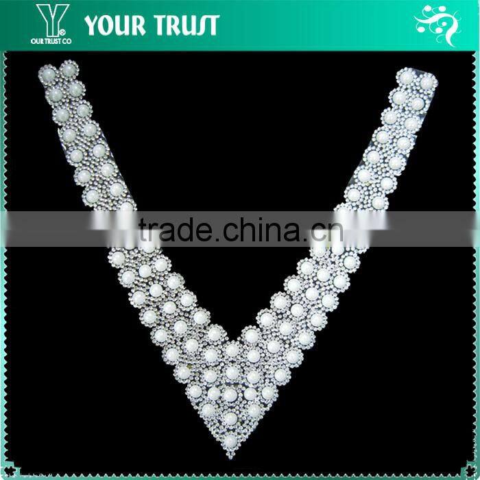 Fashion Ribbon Lady Crystal Jewelry Rhinestone Bead Necklace