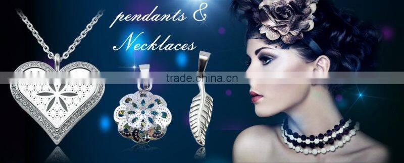 Aromatherapy diffuser locket stainless steel charms perfume pendant with crystal