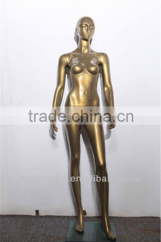 Abstract female mannequin