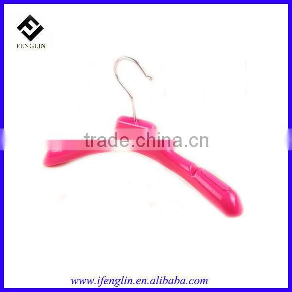 plastic clothes hanger with pulley