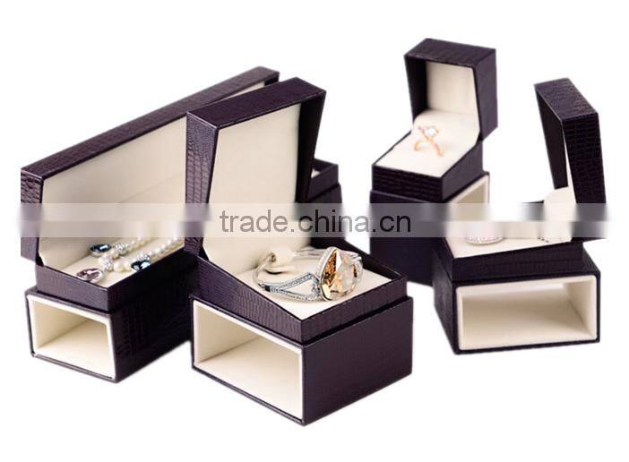 Luxury PU leather purple leather gift boxes/jewelery box