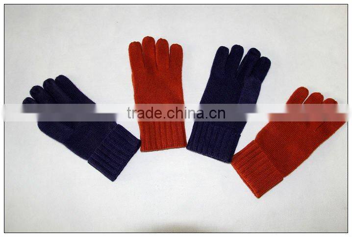 100 % WOOL GLOVES