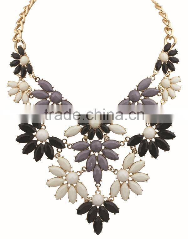 Leaf Flower Vintage Choker Collar Pendant Statement Necklace Women Necklaces & Pendants Fashion Necklaces for Women 2014