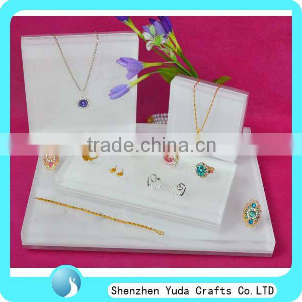 Handmade acrylic necklace and earring display holder plexiglass jewelery countertop displays cube