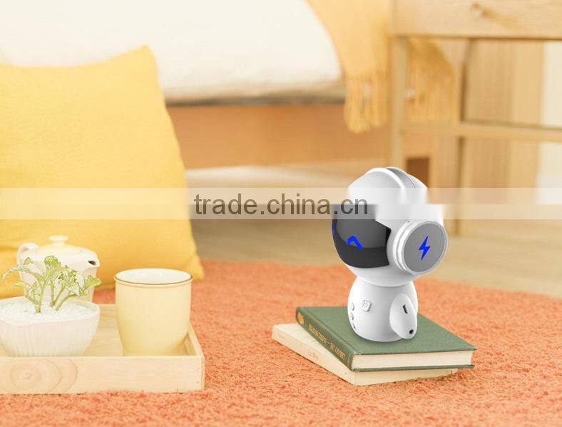 Intelligent mini Robot Bluetooth speaker with Power Bank for Computer