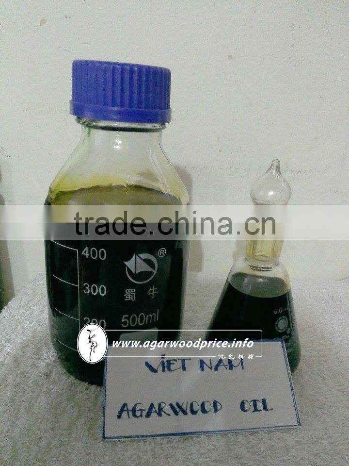 Agarwood oil used in Medicines, Aromatherapy, Spirituality...