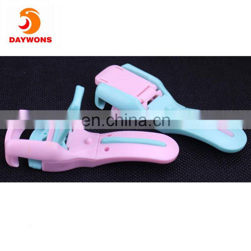Daywons Delicate Eyelash Curlers Professional Plastic Makeup Eyelash Clip Tools with Refill Rubber Pads for Curling Lashes