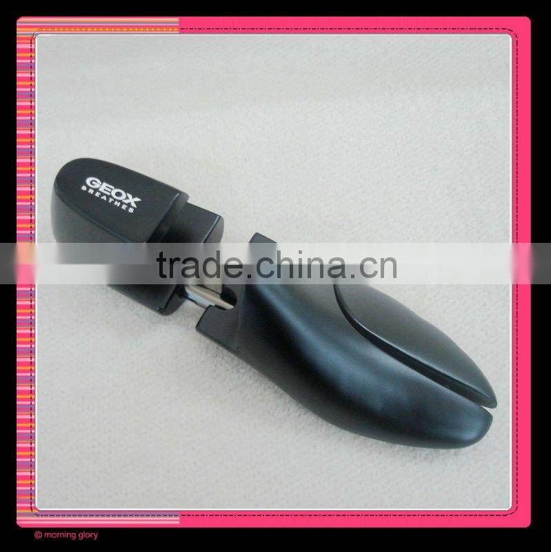 LN4 wooden shoe keeper shoe stretcher