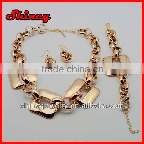 gold tone Lion Pendant Necklace set, inspired lion head medallion pendant necklace set, lion head jewelry