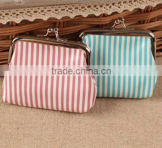 Vintage Embroidery Clutch Purse