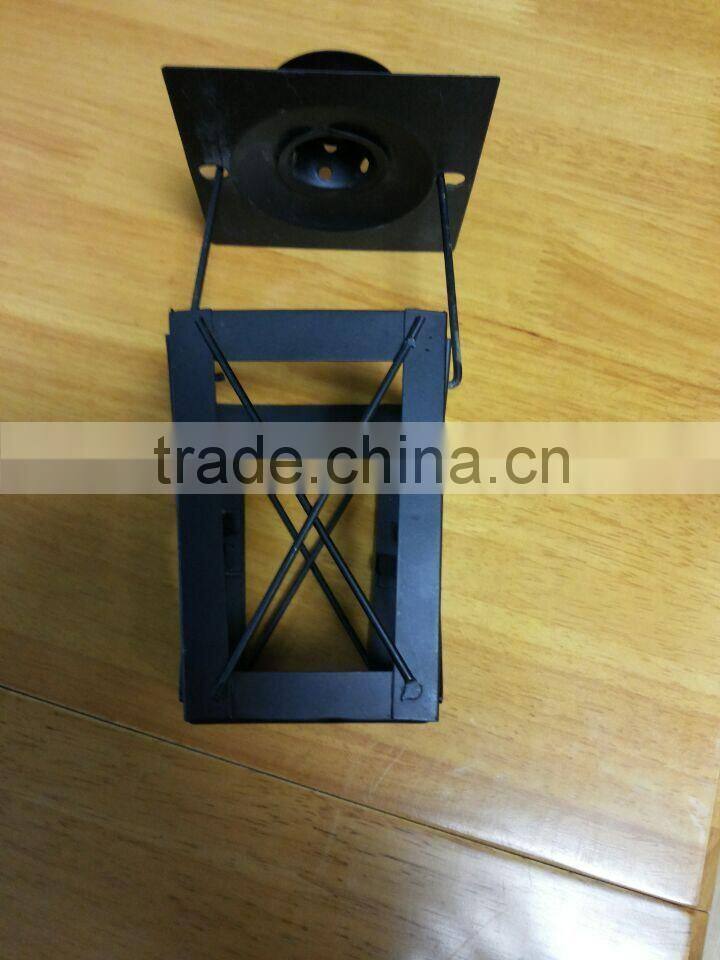 Indoor outdoor Garden /Decorative classic metal candle Lantern Candy can be held in