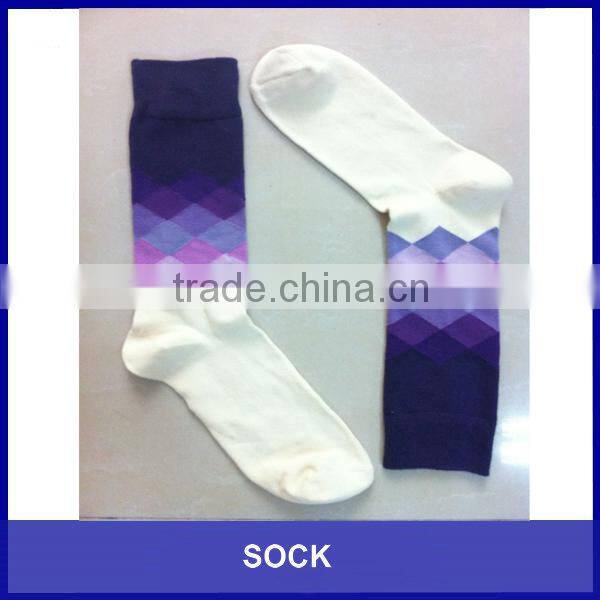 Popular soft thermal happy socks sports socks