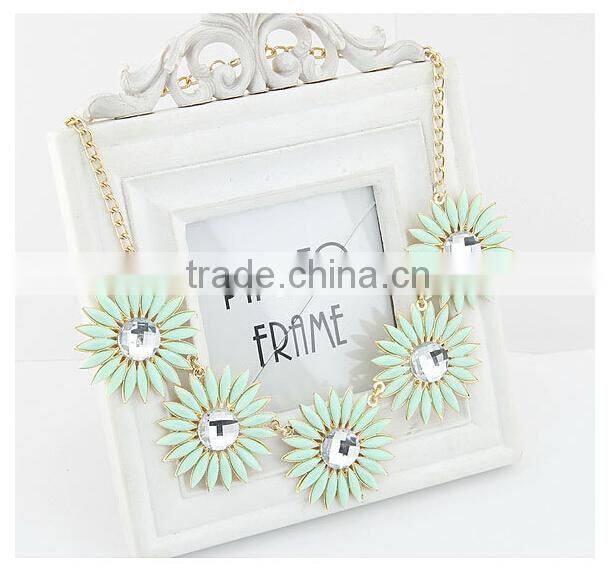 Fashion Multicolor Flower Vintage Choker Collar Pendant Statement Necklace Women Fashion Necklaces for Women 2014