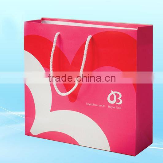 Lovely atr paper gift bag for kids
