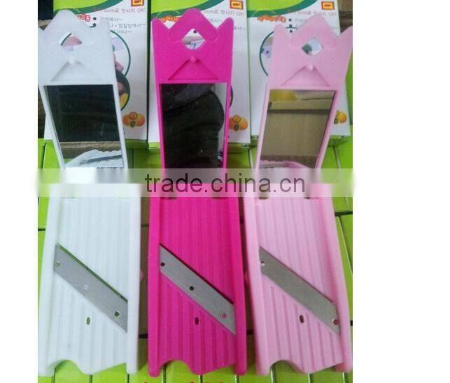 CY128 Built in Mirror Fruit Cucumber Slicer Cutter Facial Mask Tool Pink