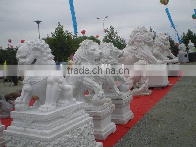 Large Outdoor Stone Lion Statue