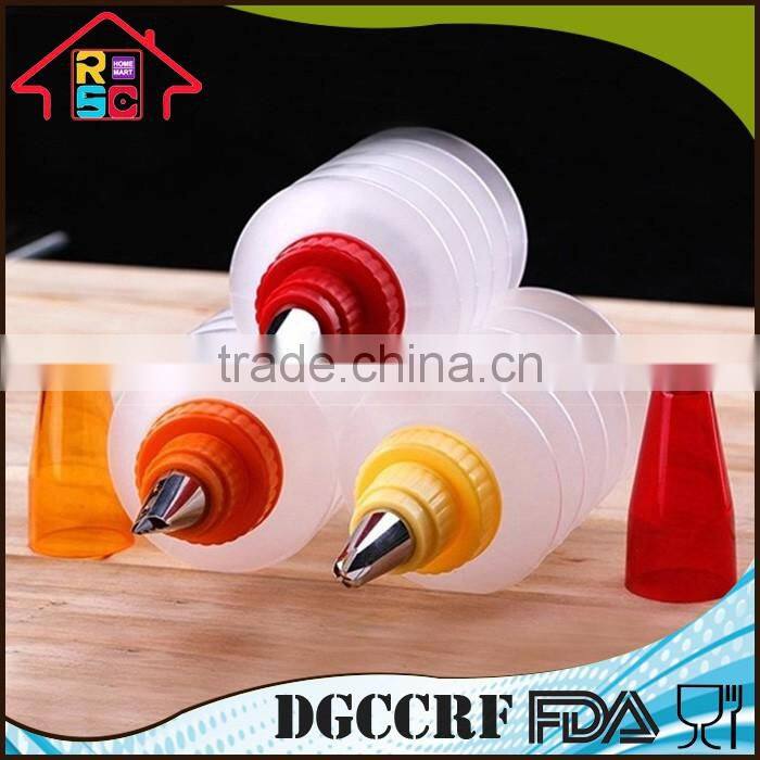 NBRSC BPA Free Custom 3pcs Cake Cookie Cupcake Decorating Squeeze Icing Bottles Baking Tool with Stainless Steel Nozzle