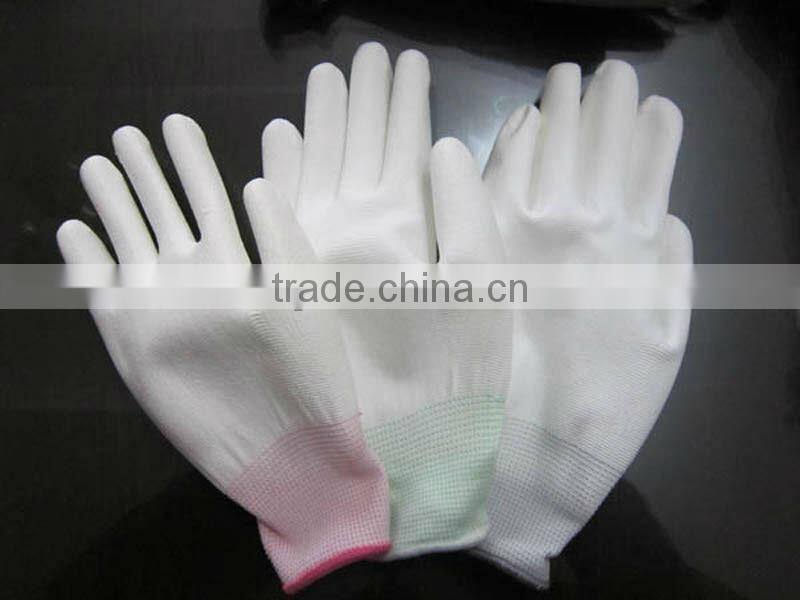 Polyurethane palm coating nylon gloves