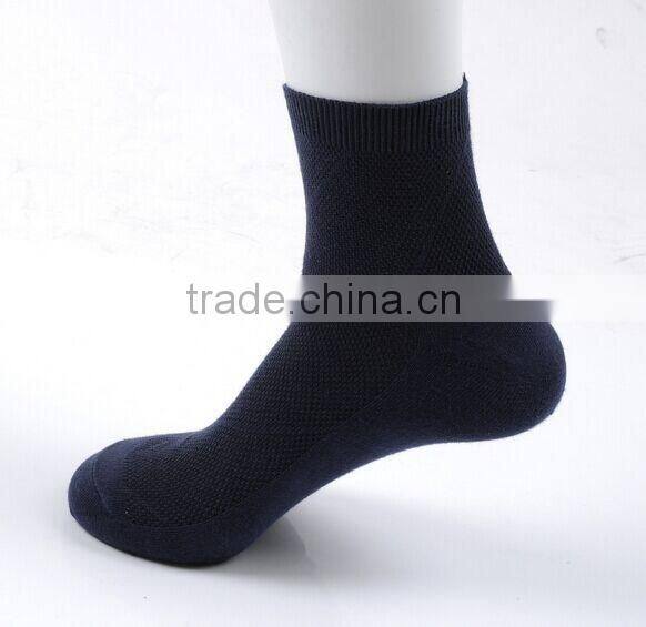 2017 Latest Manufacturer Customized Your Own Brand Logo Breathable Anti-bacterial Bamboo Fiber Private Label Men Sport Socks