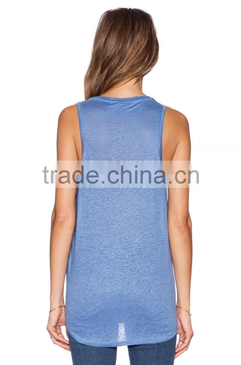 perforated curved hem tank tee