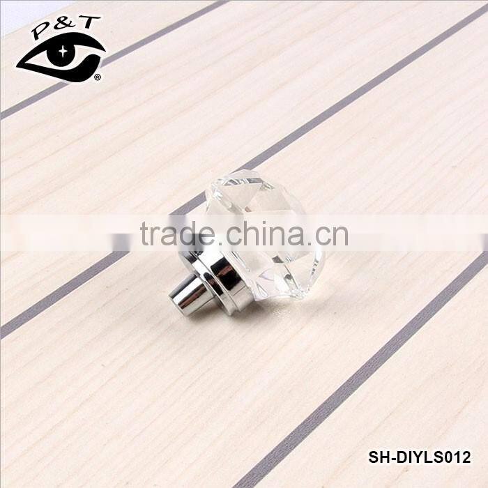 33MM Crystal Diamond Shaped Cupboard Handle
