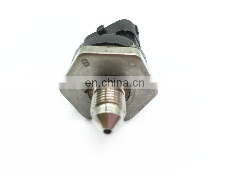 Fuel Rail Pressure Sensor OEM 0261545058 0261545006 L807-18-211 2S7G-9F972-AD