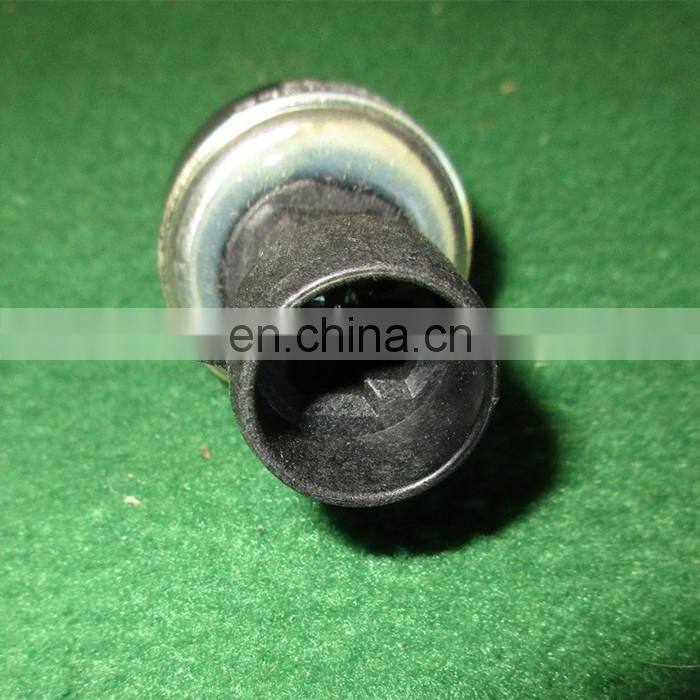 JD Tractor Trans or Filter Pressure Sensor RE154966