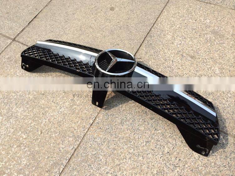 AUTO PART Grille for CLS-CLASS W219 SL63 LOOK 04~10 w219 sl63 grille with logo on it