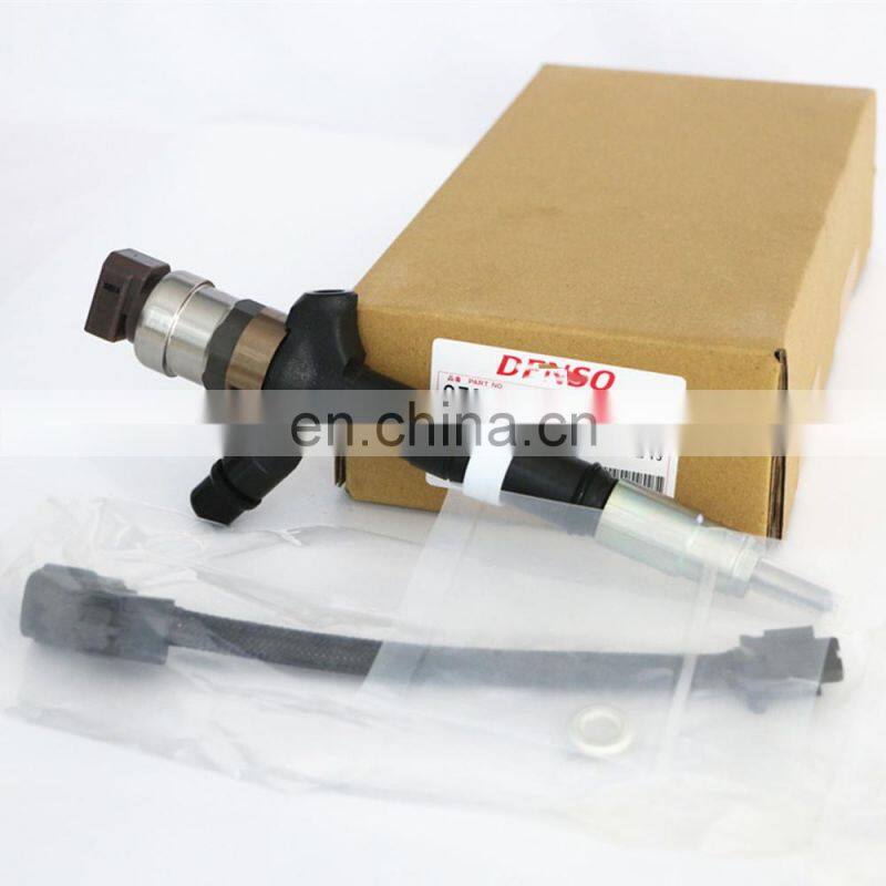 095000-0741 23670-30010 original new diesel fuel injector 0950000741 2367030010