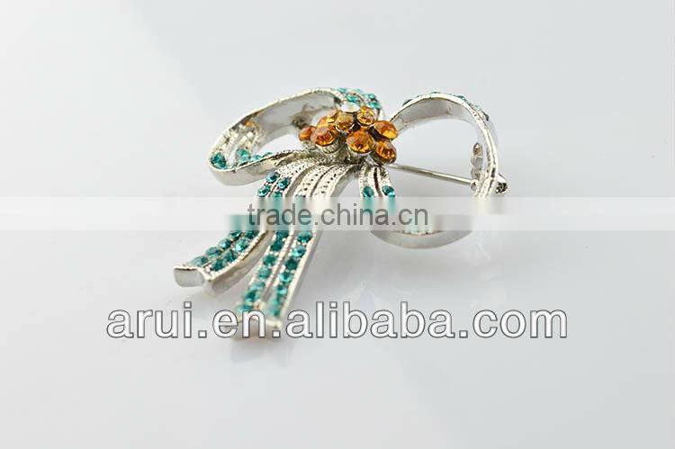 wholesale pins and brooches flowers in pedreria